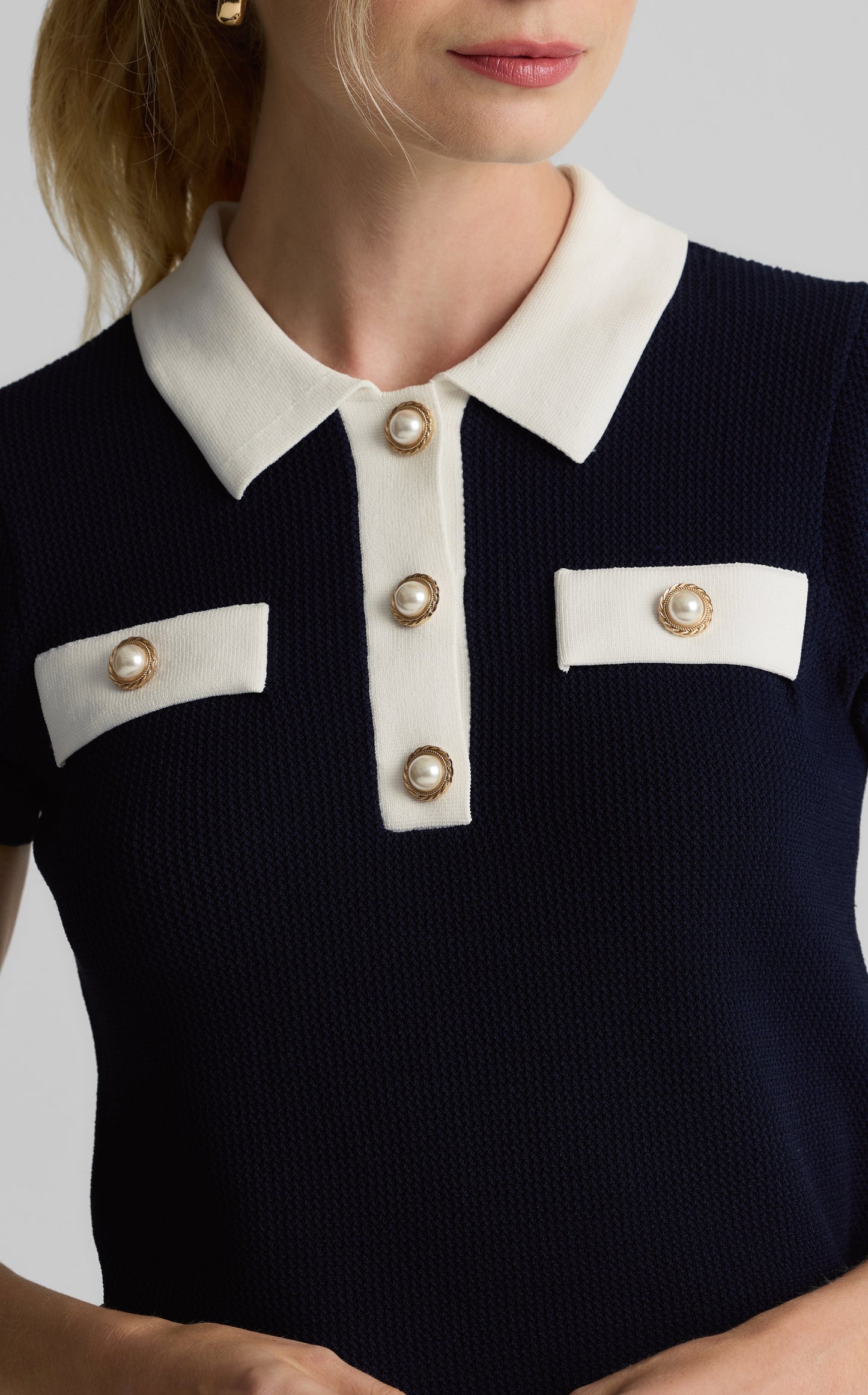 Camryn Sweater in St. John x Malbon Contrast Knit