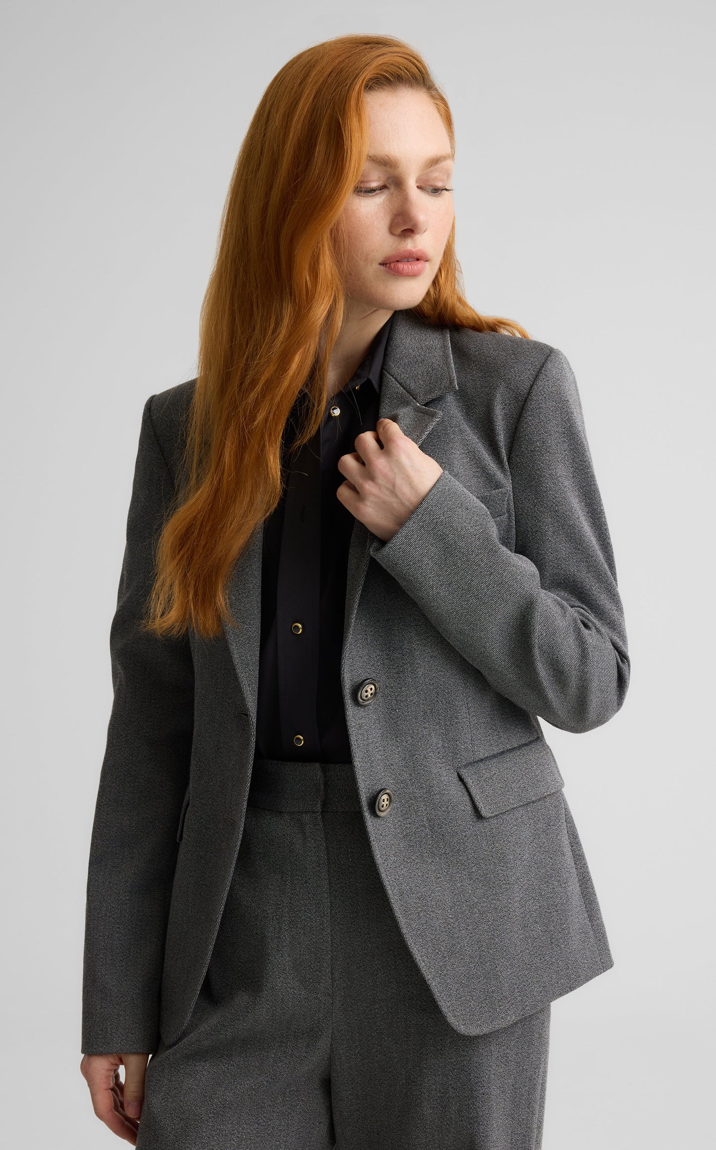Amaris Jacket in Stretch Twill Suiting