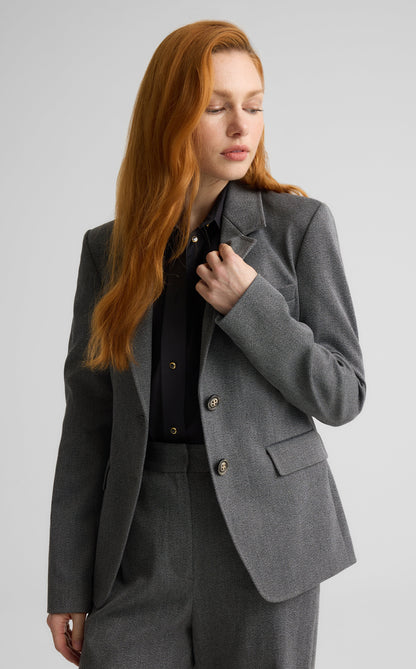Amaris Jacket in Stretch Twill Suiting